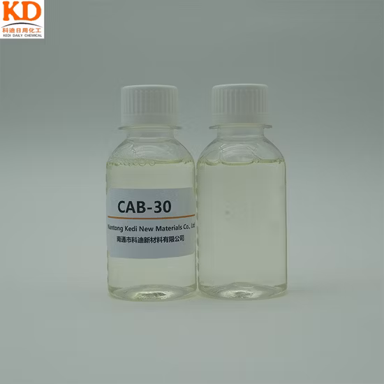 Solution de maquillage douce avec Cdea 6501 : mélange d'acides gras de noix de coco